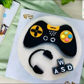 Bánh sinh nhật rau câu 2D tay cầm chơi game - Gelli - G0320015