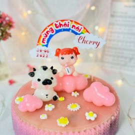 Bánh sinh nhật rau câu 4D bé gái ôm bình sữa và con trâu - Gelli - G0522004